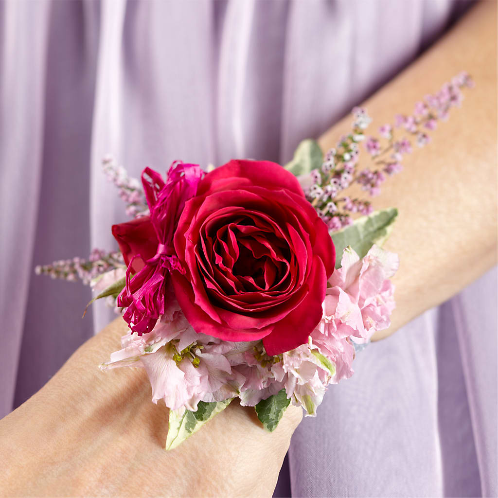 Rose Charm Corsage – True Blooms, Winters CA