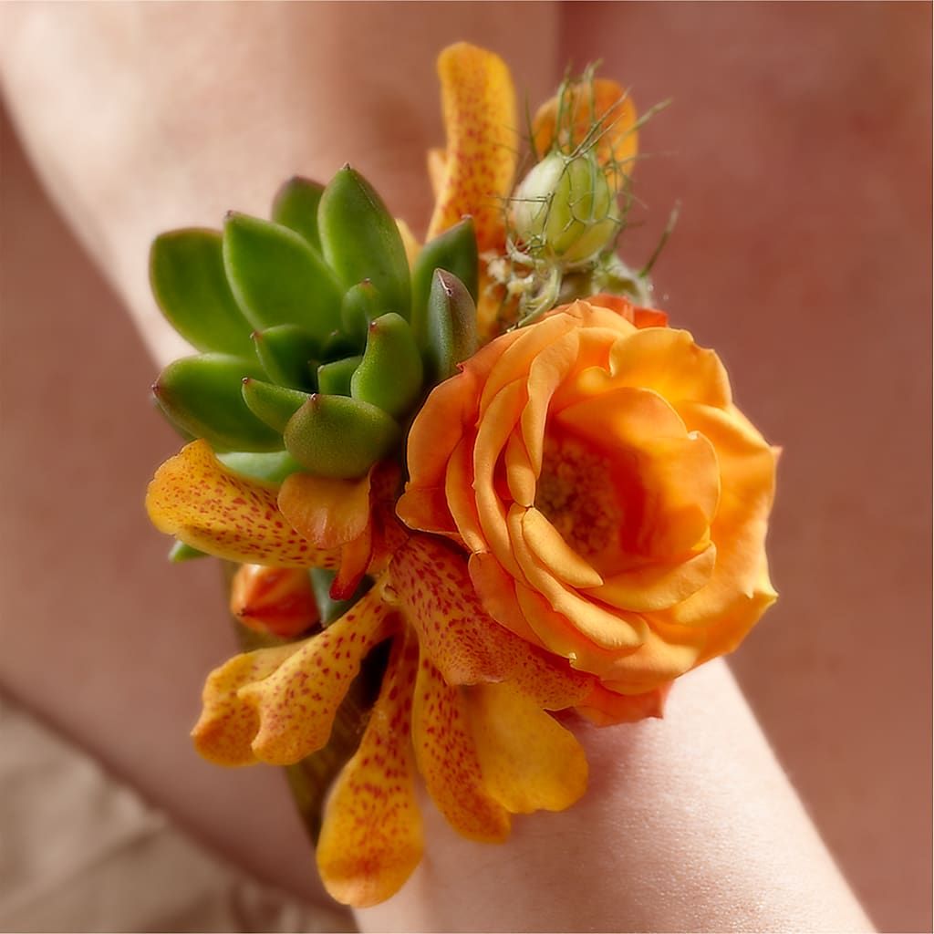 Irresistible Love Wrist Corsage – True Blooms, Winters CA