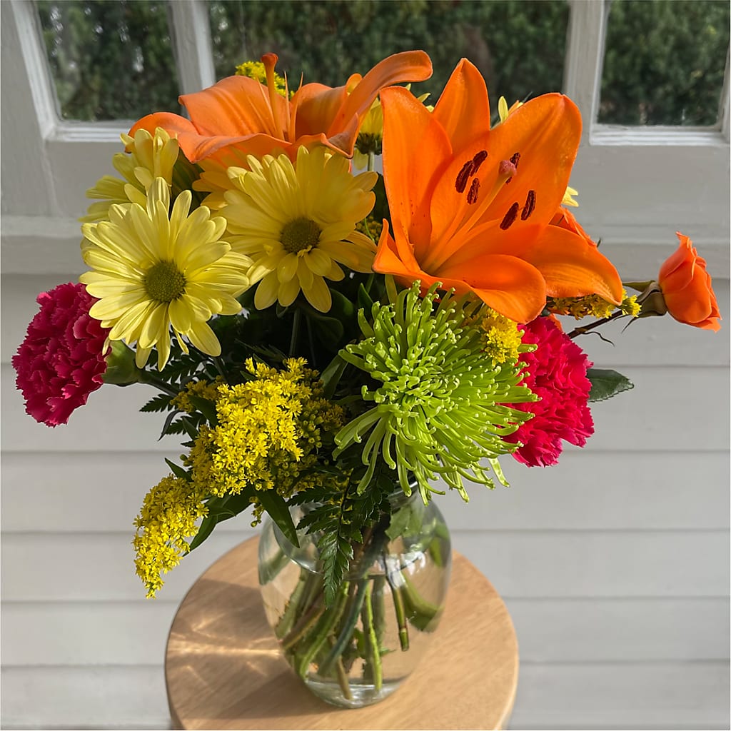 Bold & Bright – A Florist Original –  True Blooms, Winters CA