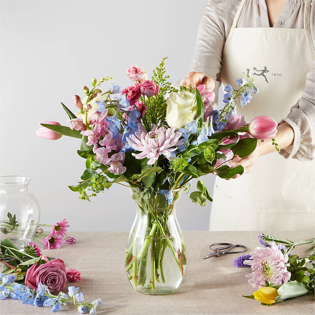 Pastel Tradition - A Florist Original –  True Blooms, Winters CA