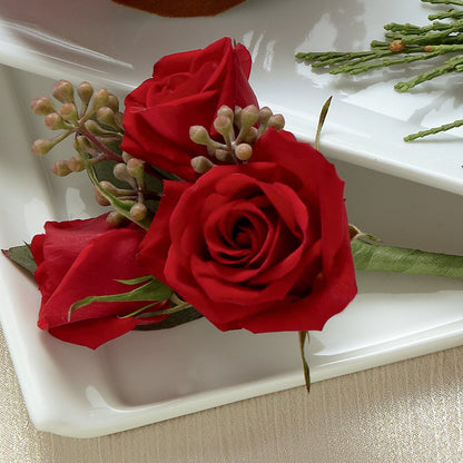 Red Spray Rose Boutonniere –  True Blooms, Winters CA